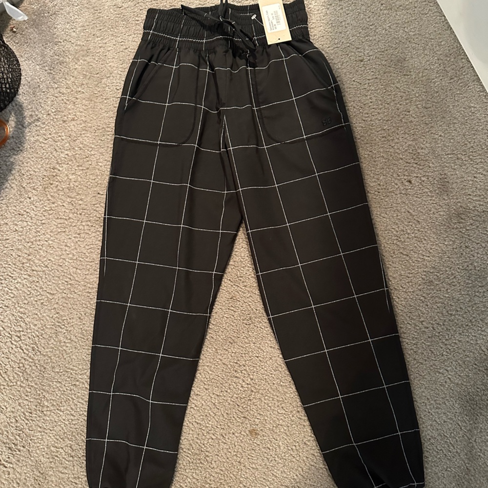 Women’s business casual pants